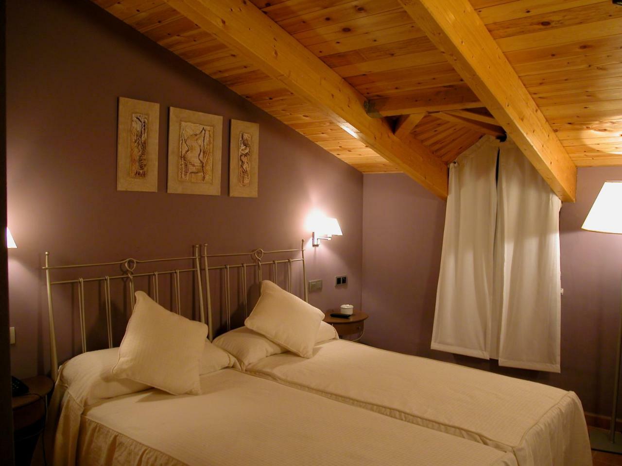 Hotel Villa De Estercuel Szoba fotó