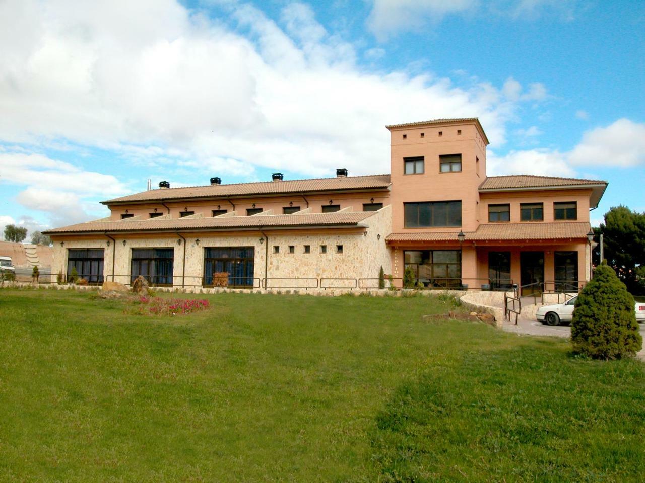 Hotel Villa De Estercuel Kültér fotó